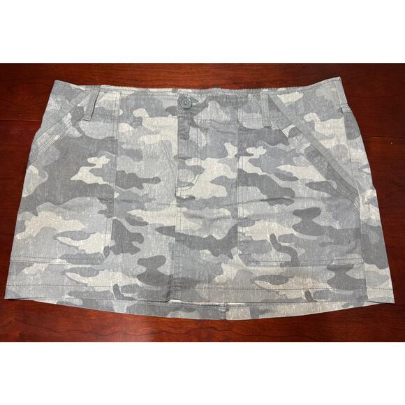 Super Cute Wild Fable Grey Camo Mini Skirt Size Large New Without Tags - Picture 1 of 9
